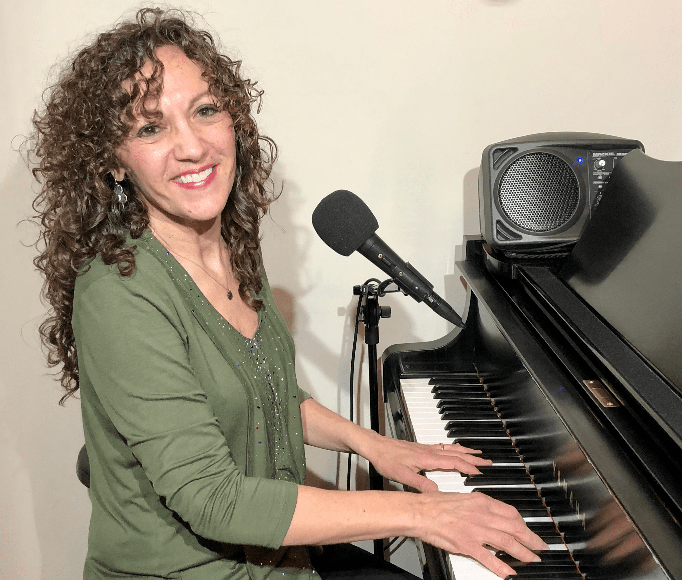 An Elektra Member Talks Debilitating Hot Flashesâ€¦and How She Found Relief